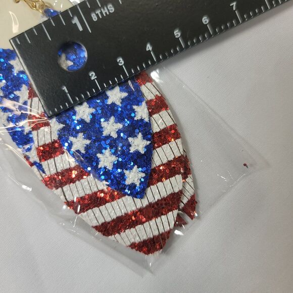 NWT Patriotic Stars & Stripes Faux Leather Feather Shaped Layered Earrings - Picture 9 of 9